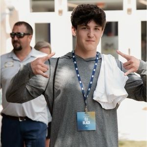 Meet your Posher, Eli